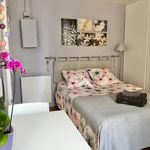 Eiffel Tower Apartment